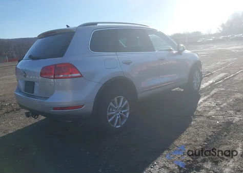2013 Volkswagen Touareg Vr6 Sport z USA, uszkodzony, nr VIN WVGEF9BP5DD013338